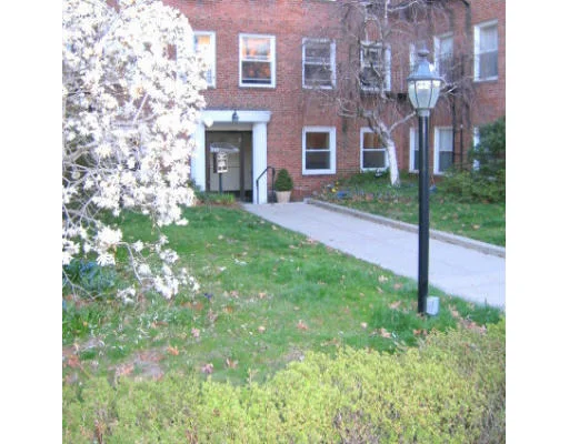 Unit for sale at 395 Broadway, Cambridge, MA 02139