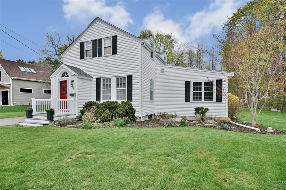 Unit for sale at 384 South Main St, Mansfield, MA 02048