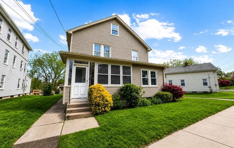 Unit for sale at 156 South St, Chicopee, MA 01013