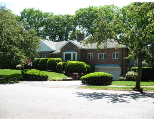 Unit for sale at 10 Aston Road, Brookline, MA 02467