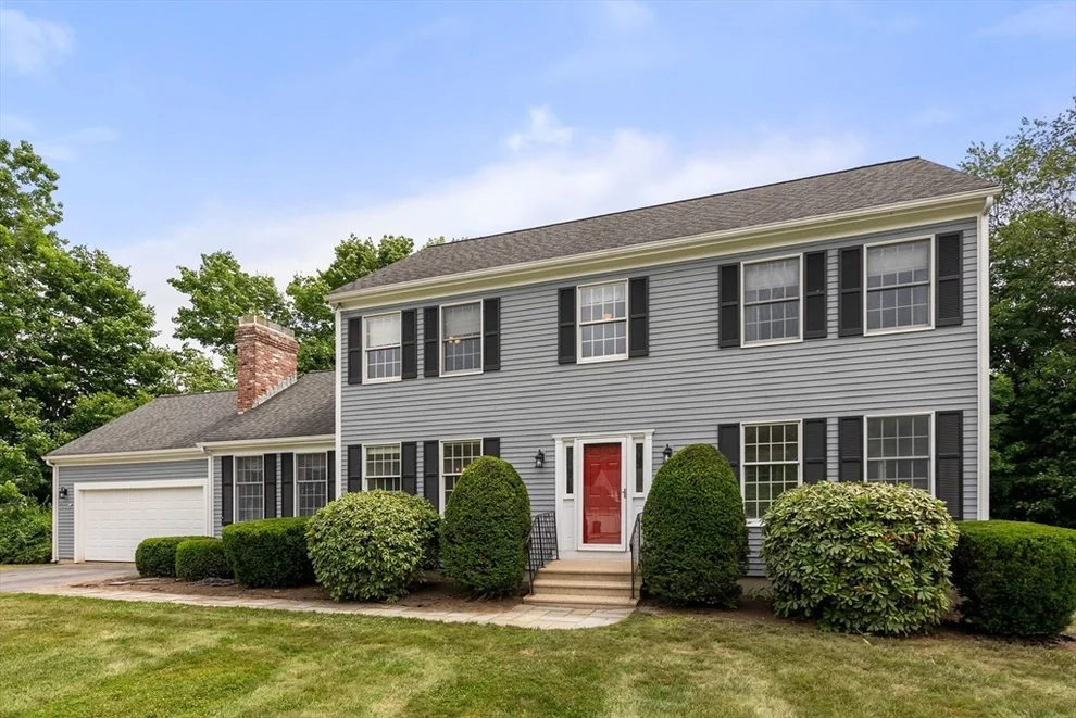 Unit for sale at 5 Autumn Lane, Acton, MA 01720