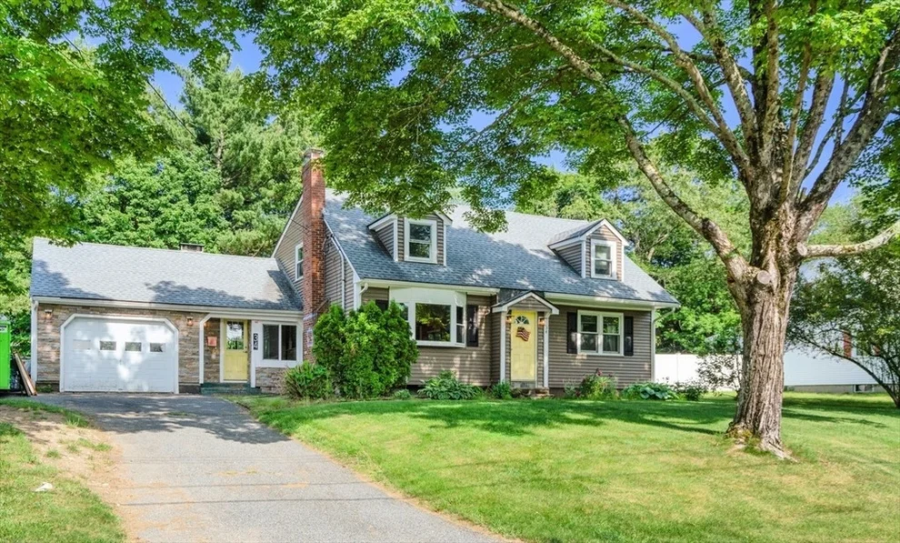 Unit for sale at 34 Irving Dr, Walpole, MA 02081