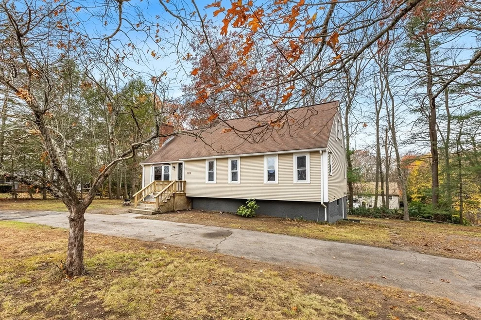 Unit for sale at 925 Ash St, Brockton, MA 02301