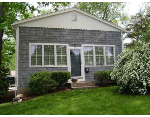 Unit for sale at 43 Croyden Road, Hingham, MA 02043