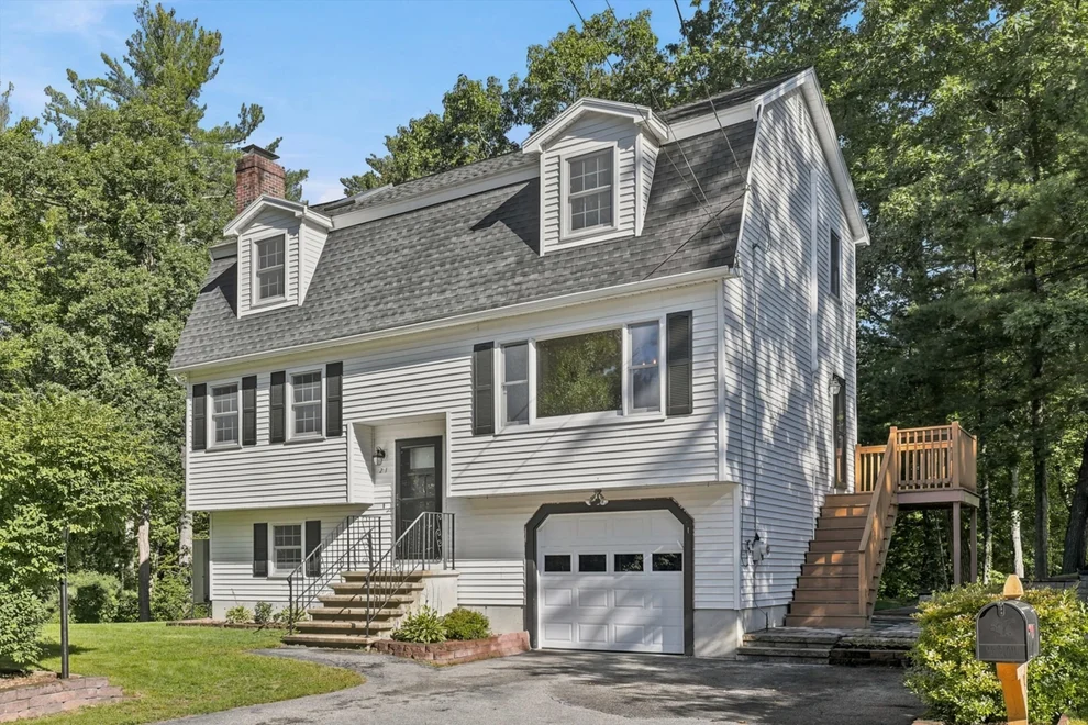 Unit for sale at 21 Pumpkin Lane, Tewksbury, MA 01876