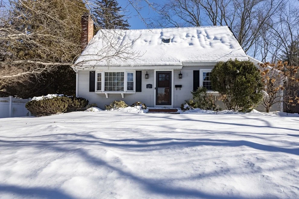 Unit for sale at 28 Linden Street, Taunton, MA 02780