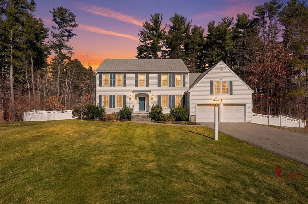 Unit for sale at 23 Belknap Dr, Andover, MA 01810