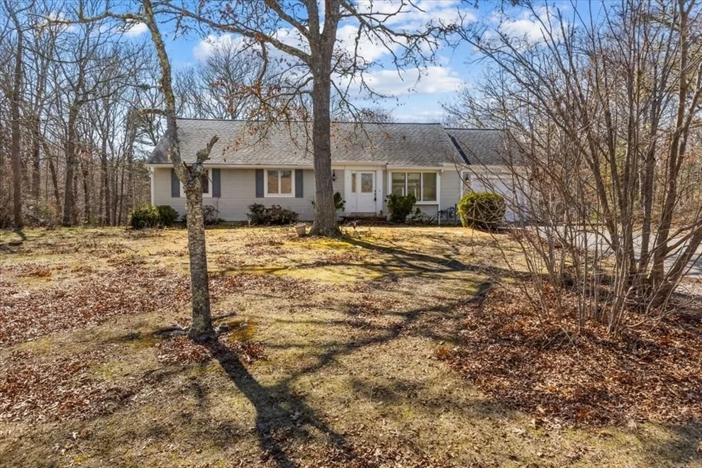 Unit for sale at 5 Widow Coombs Walk, Sandwich, MA 02563