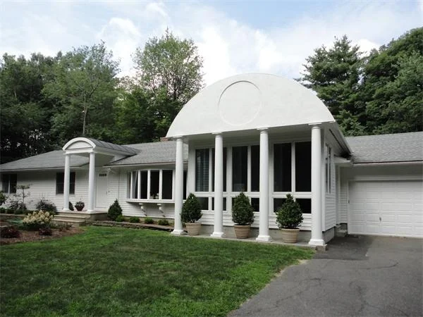 Unit for sale at 160 Greenleaf Drive, Northampton, MA 01060