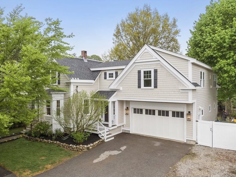 Unit for sale at 340 E Foster St, Melrose, MA 02176