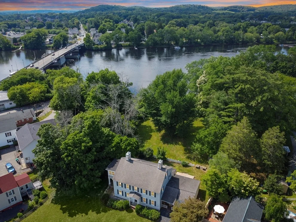 Unit for sale at 285 Main Street, Groveland, MA 01834
