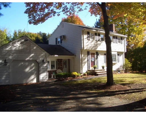 Unit for sale at 453 Shawsheen Avenue, Wilmington, MA 01887