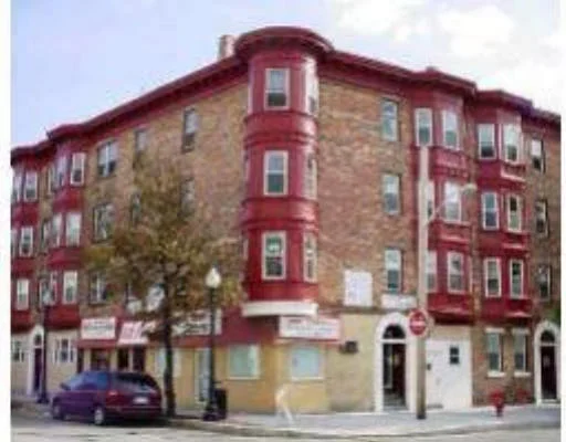 Unit for sale at 148 Berkshire Street, Cambridge, MA 02141