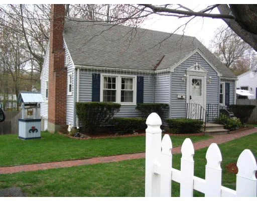 Unit for sale at 277 Holden St, Holden, MA 01520