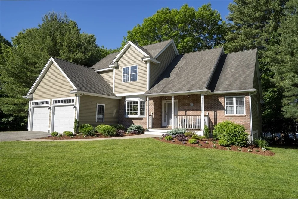 Unit for sale at 5 Lane Farm Drive, Bedford, MA 01730