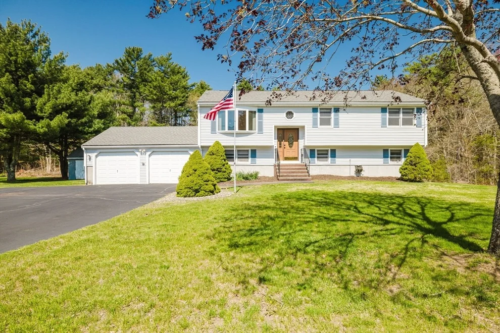 Unit for sale at 50 Kathy Cir, Bridgewater, MA 02324