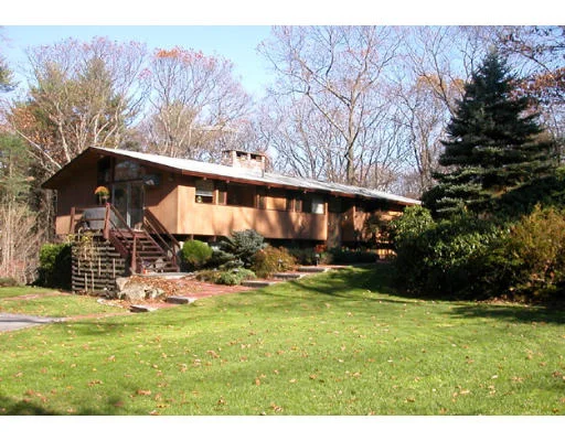 Unit for sale at 80 Wildwood Rd, Andover, MA 01810