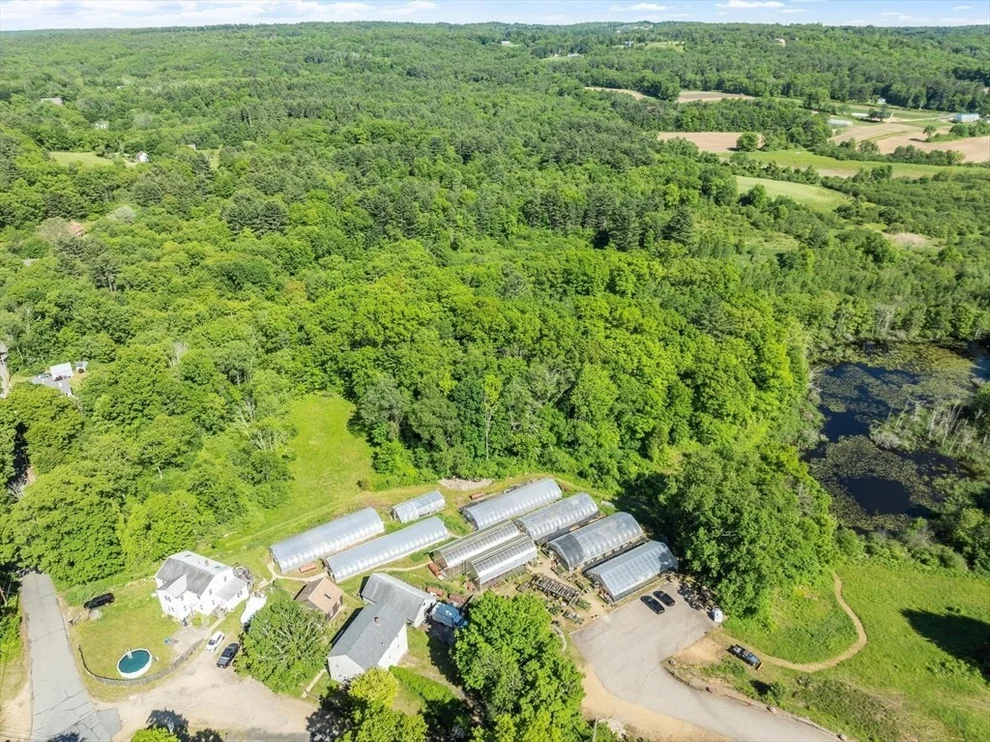 Unit for sale at 48 North Spencer Rd, Spencer, MA 01562
