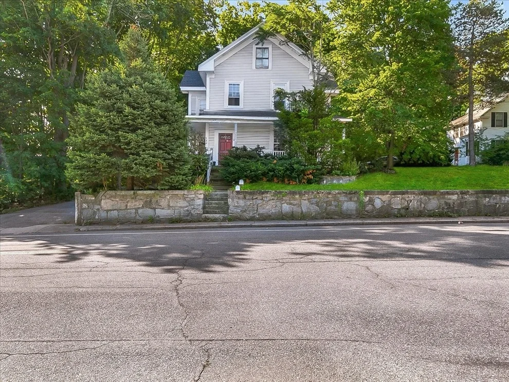 Unit for sale at 2 Lexington St, Woburn, MA 01801