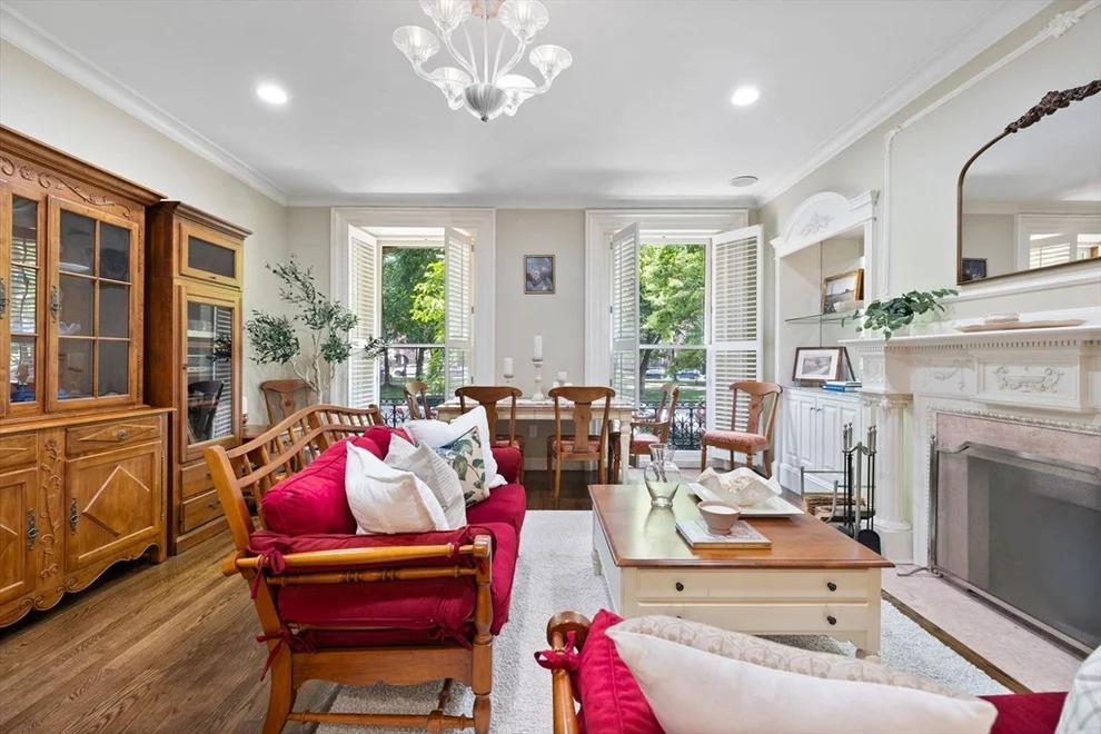 Unit for sale at 183 Commonwealth Ave, Boston, MA 02116
