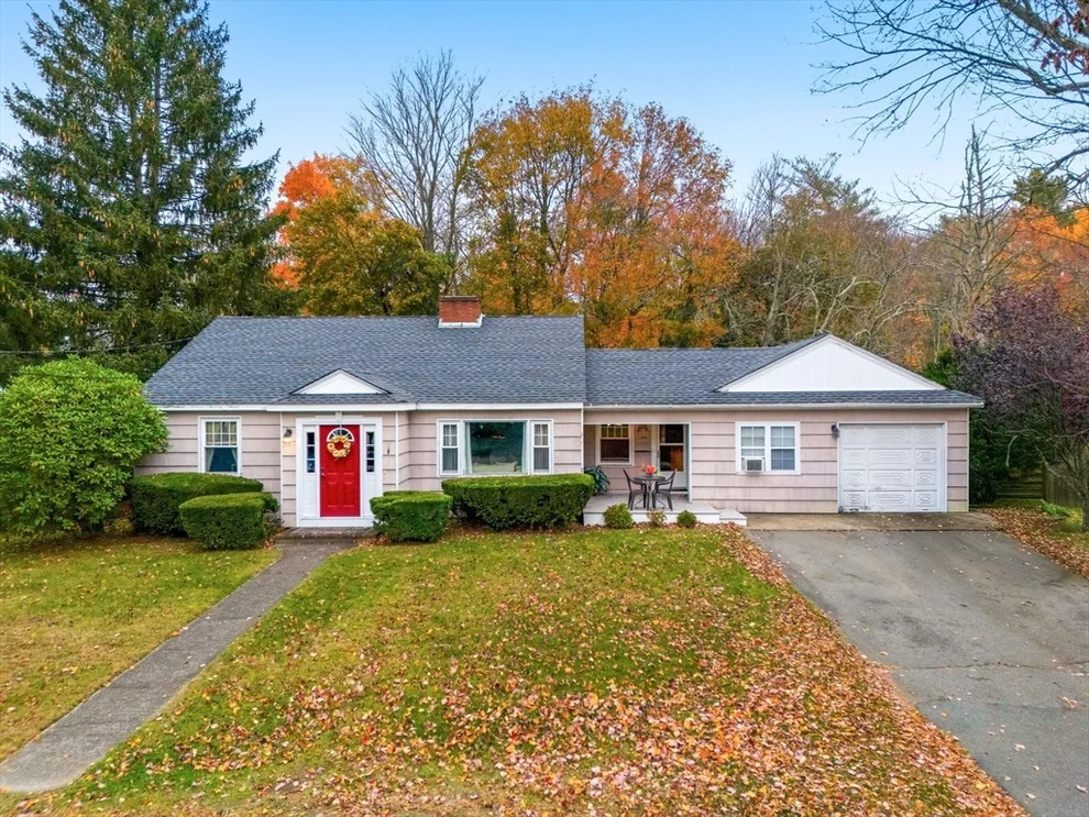 Unit for sale at 187 Belcher St, Holbrook, MA 02343