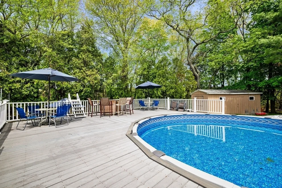 Unit for sale at 42 Walnut St, Saugus, MA 01906