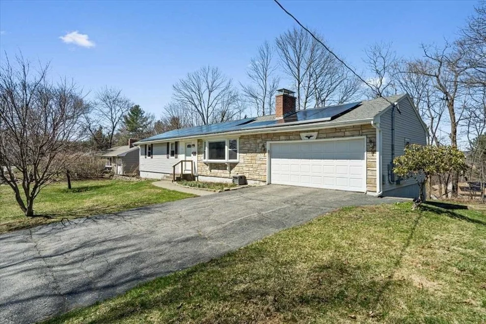 Unit for sale at 77 Zenith Dr, Worcester, MA 01602