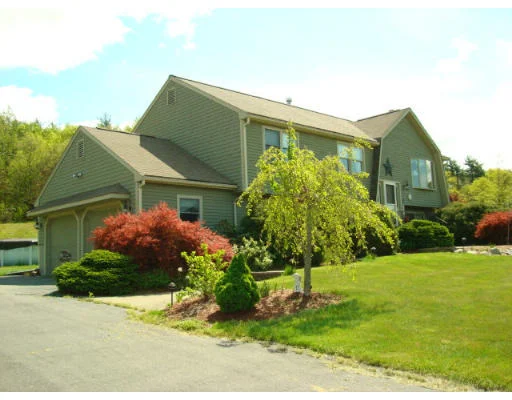 Unit for sale at 7 Green Lot Circle, Lakeville, MA 02347