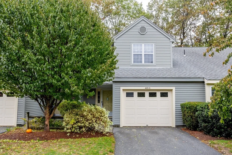 Unit for sale at 405 Ridgefield Cir, Clinton, MA 01510