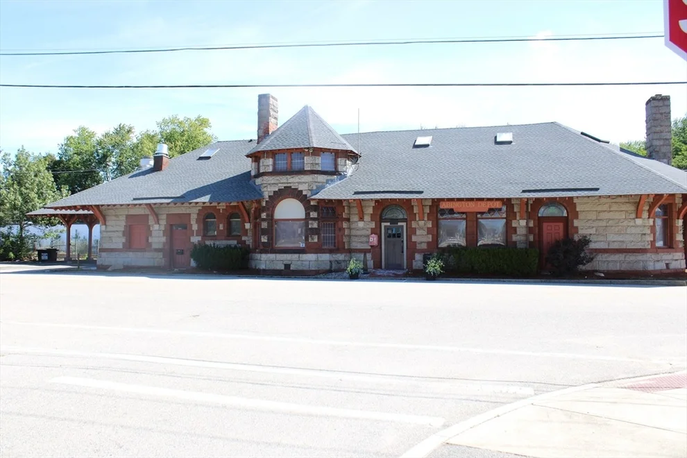 Unit for sale at 101 Railroad Street, Abington, MA 02351