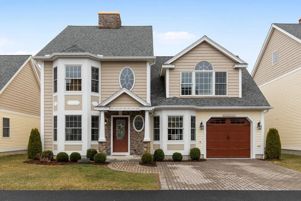 Unit for sale at 12 Cheshire Ln, Tewksbury, MA 01876