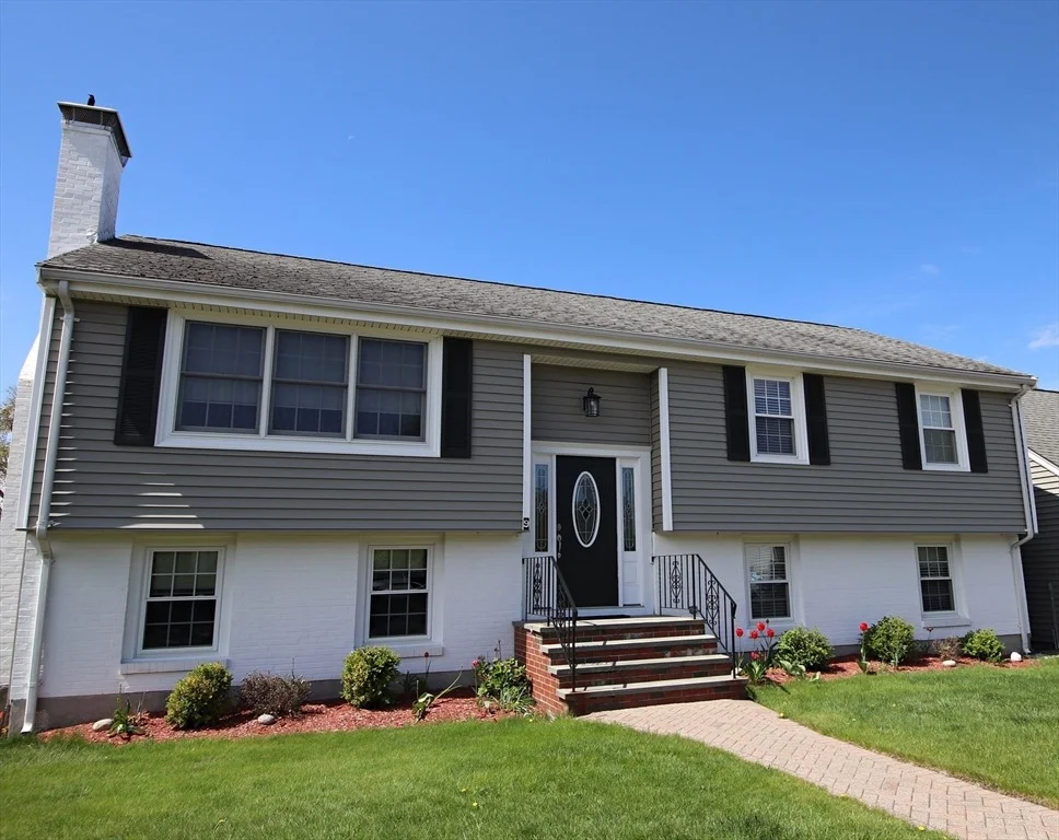 Unit for sale at 9 Carr Road, Saugus, MA 01906
