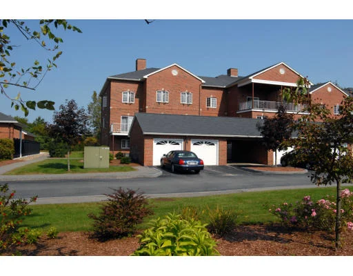 Unit for sale at 7 Conant Rd., Winchester, MA 01890