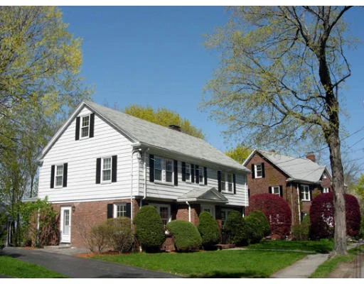 Unit for sale at 35 Douglas Rd, Belmont, MA 02478