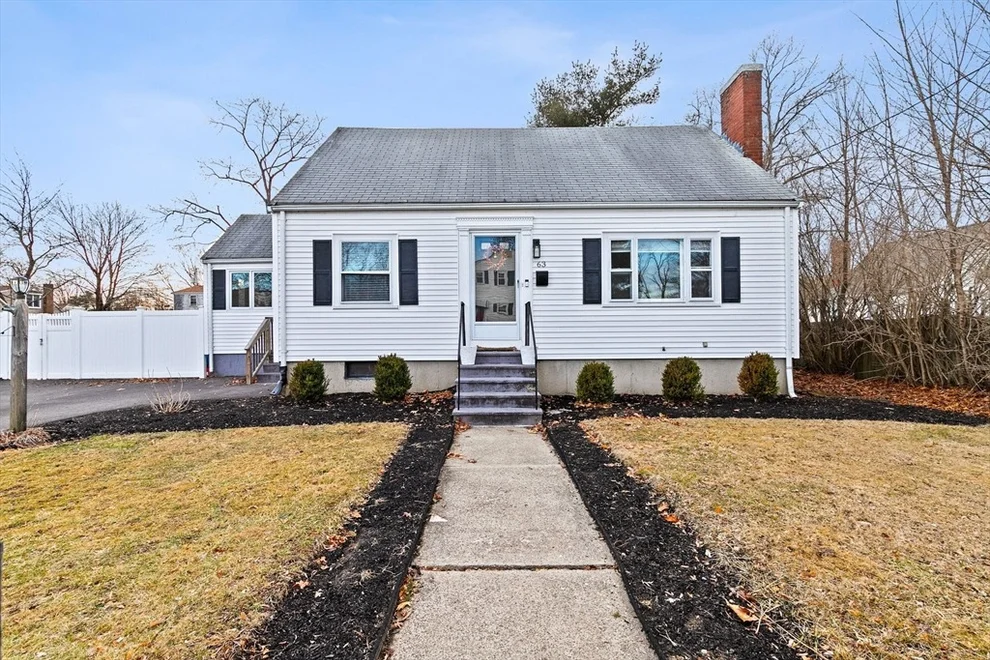Unit for sale at 63 Durbeck Rd, Rockland, MA 02370