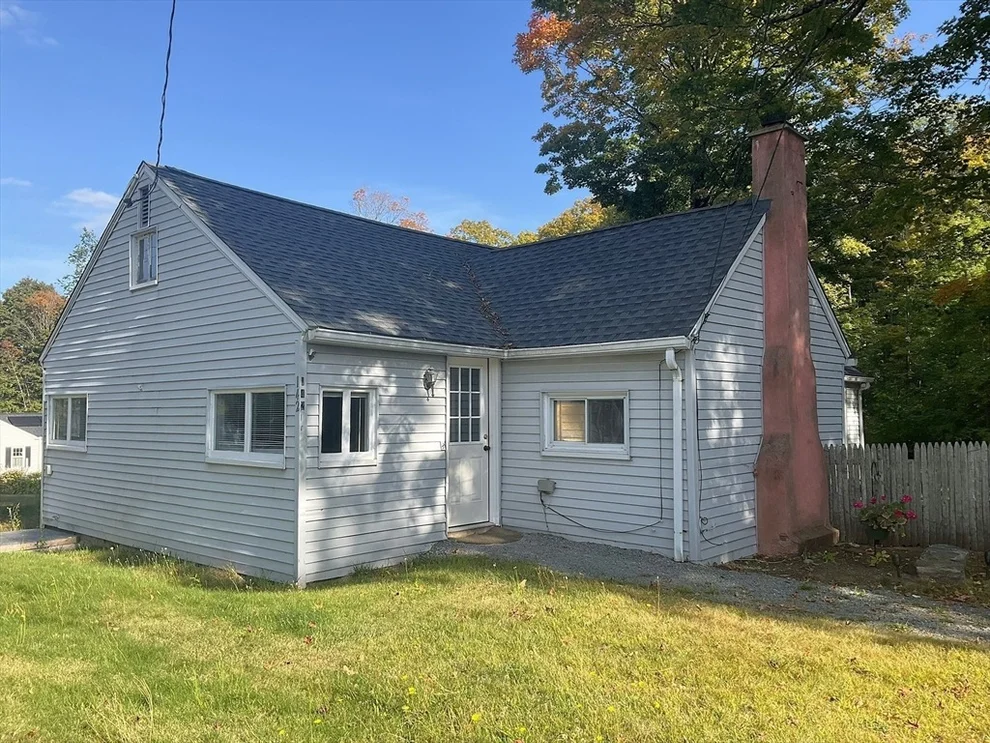 Unit for sale at 142 Whiting St, Lunenburg, MA 01462