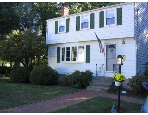 Unit for sale at 11 Whipple Circle, Weymouth, MA 02190