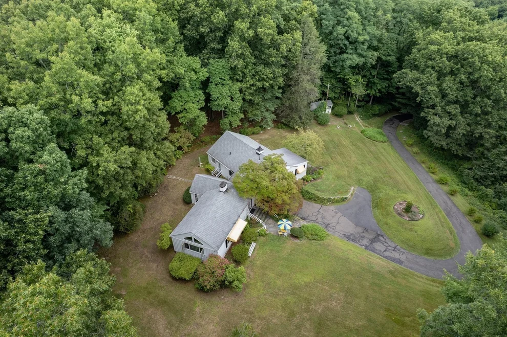 Unit for sale at 134 Maplewood Terrace, Northampton, MA 01060