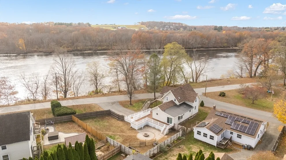 Unit for sale at 3 Munroe St, Haverhill, MA 01830