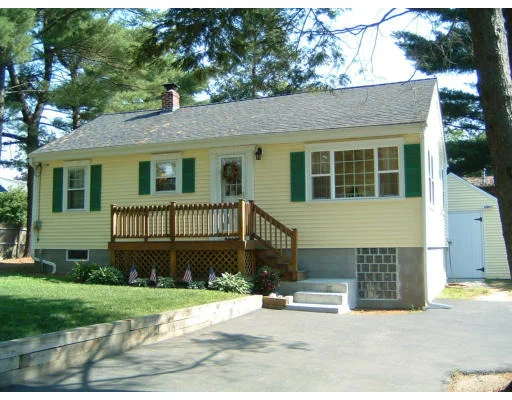 Unit for sale at 8 S Lakeview Rd, Norton, MA 02766