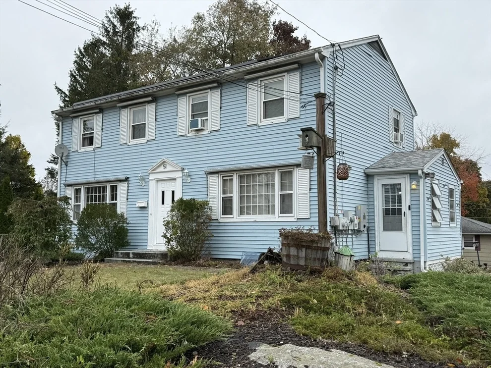 Unit for sale at 51 Warren St, Southbridge, MA 01550