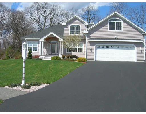 Unit for sale at 8 Bailey Terrace, Peabody, MA 01960