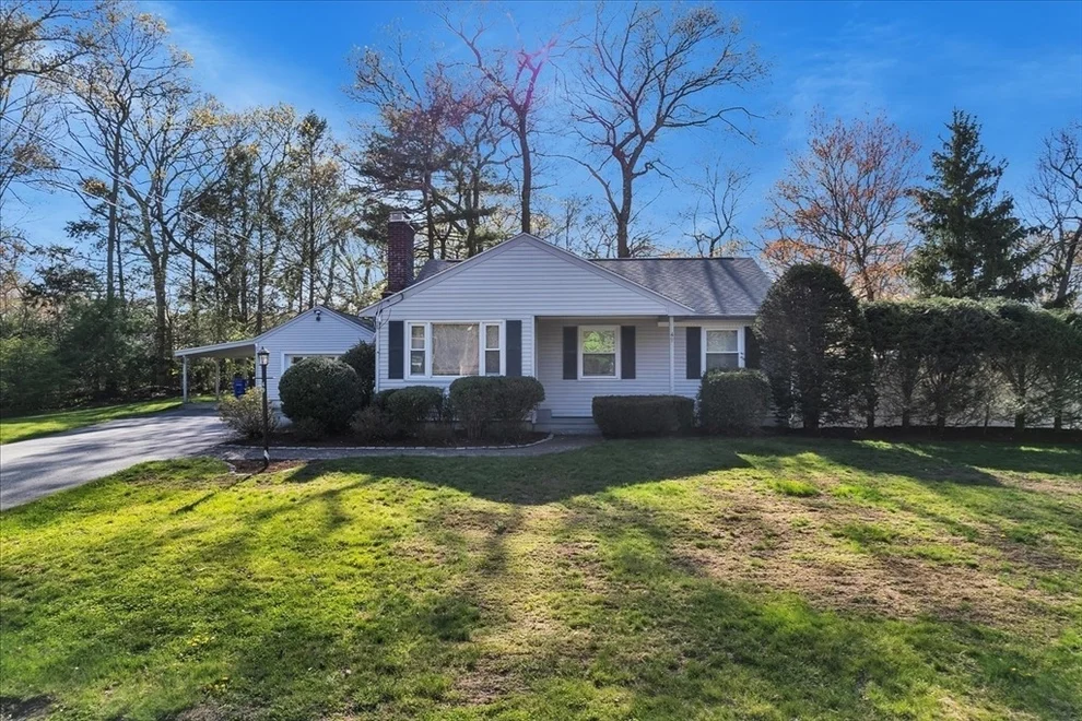 Unit for sale at 49 Greenhill Ave, Attleboro, MA 02703