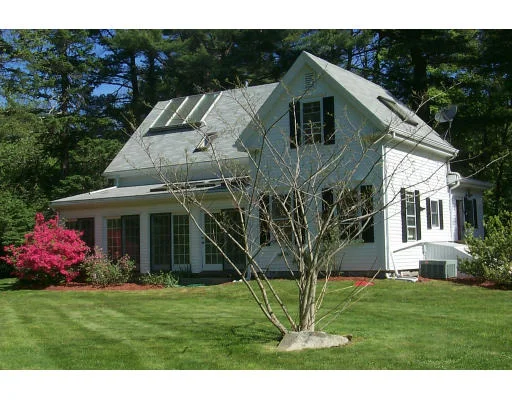 Unit for sale at 190 Taylor St., Pembroke, MA 02359