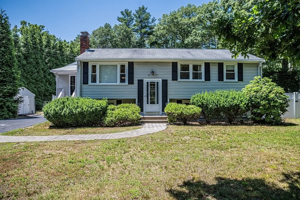 Unit for sale at 179 High St, Norwell, MA 02061