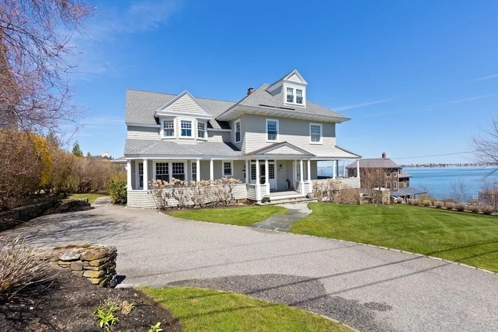 Unit for sale at 11 Paige Street, Hingham, MA 02043