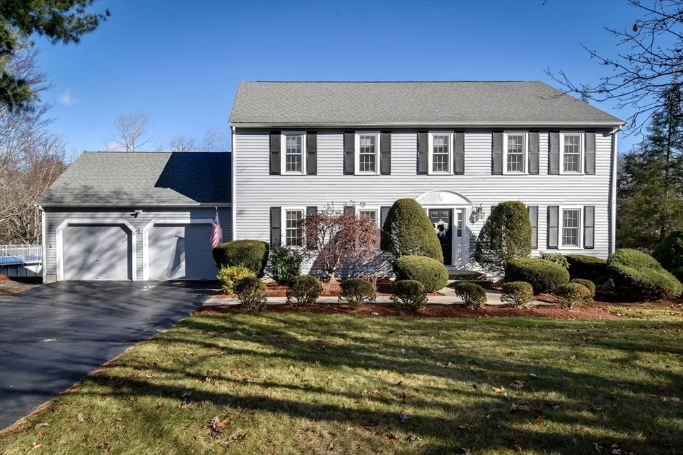 Unit for sale at 7 Gibbs Valley Path, Framingham, MA 01701