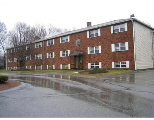 Unit for sale at 15 Robin Dr, Marlborough, MA 01752