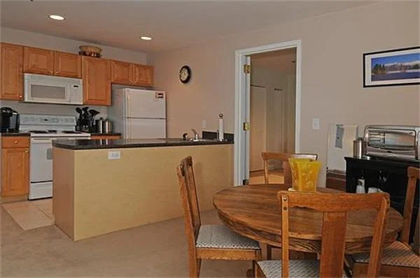 Unit for sale at 332 Jamaicaway, Boston, MA 02130