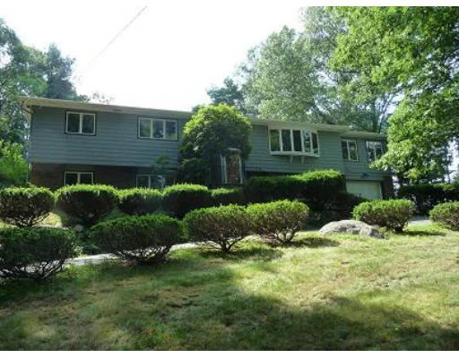 Unit for sale at 333-A Chestnut St, Wilmington, MA 01887